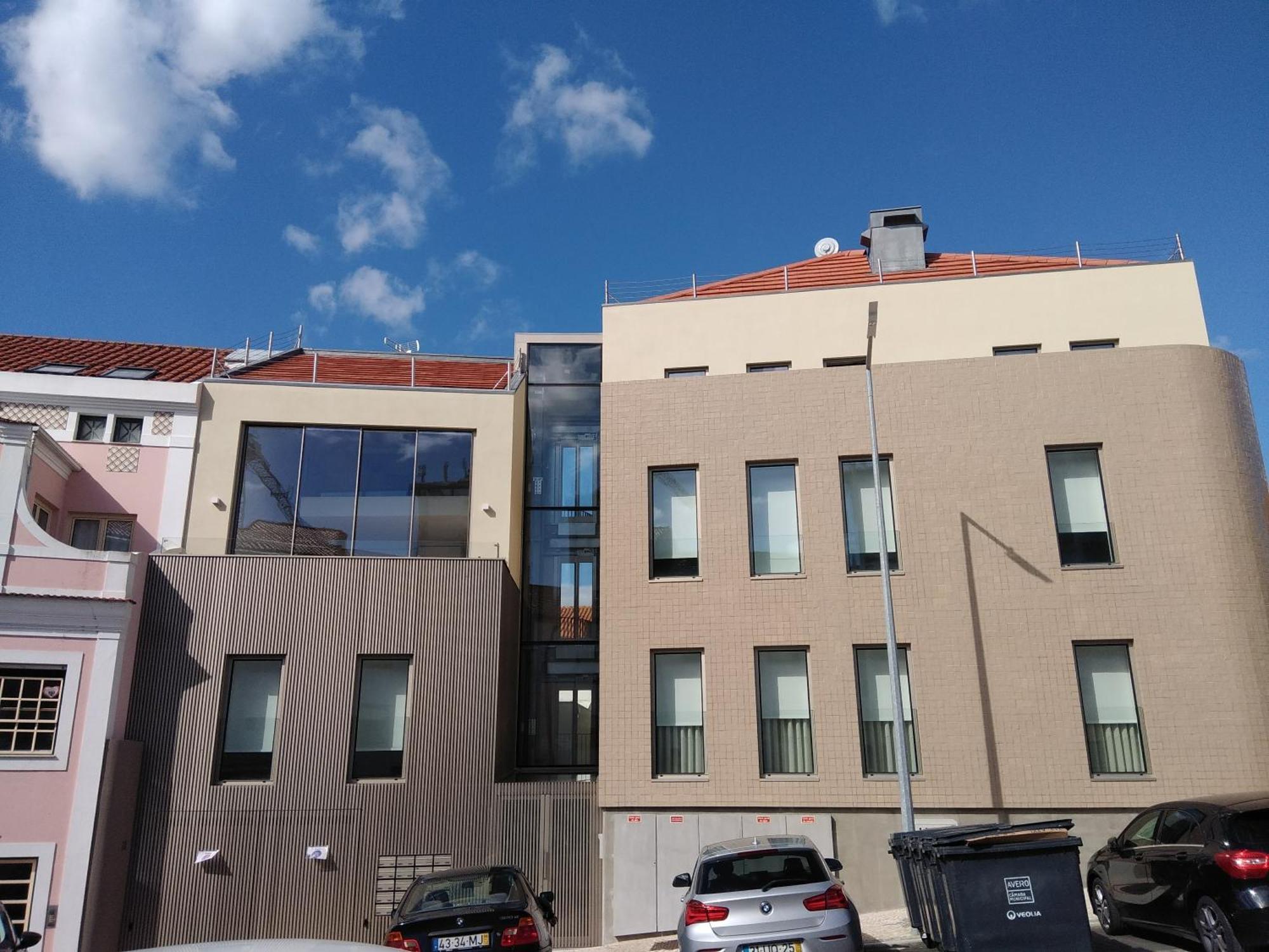 Light Brown Central Apartment Aveiro Exterior photo